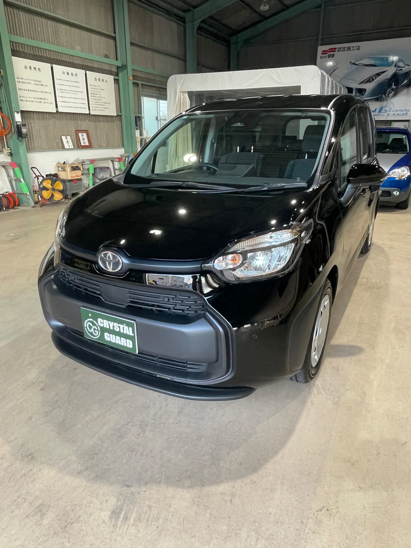 トヨタシエンタのGZOX-Hボディコーテイング