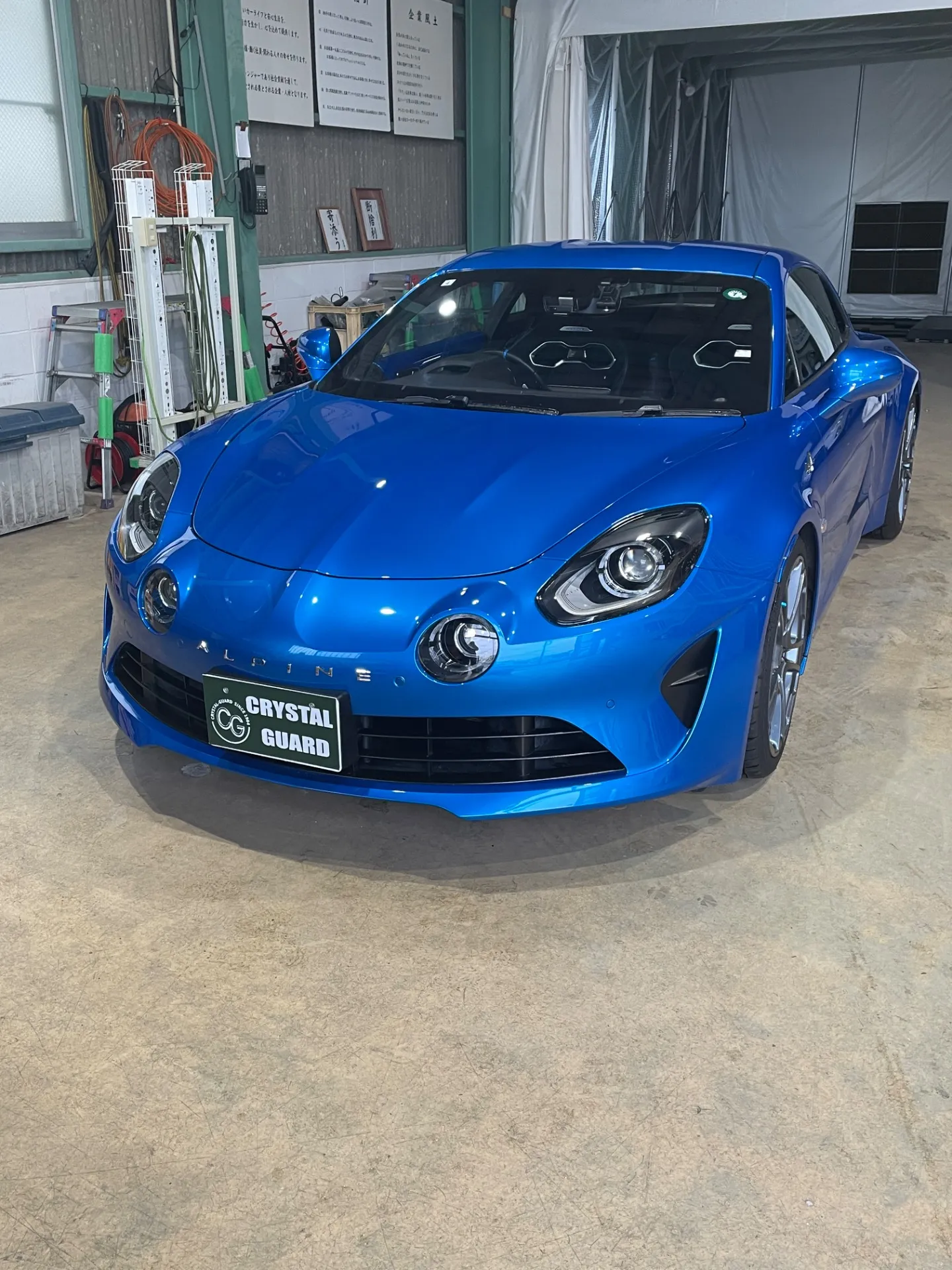 ルノーアルピーヌルーフラッピング