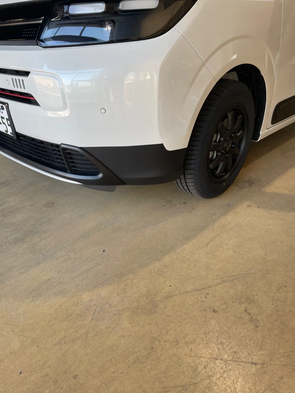 ホンダフリードのバンパーラッピング